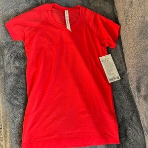 Lululemon Swifty Tech Short Sleeve 2.0, new with tags!